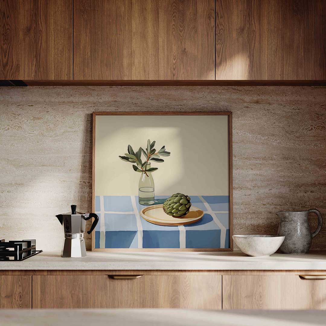 Groene fles en artisjok – culinaire wandkunst als vierkante poster