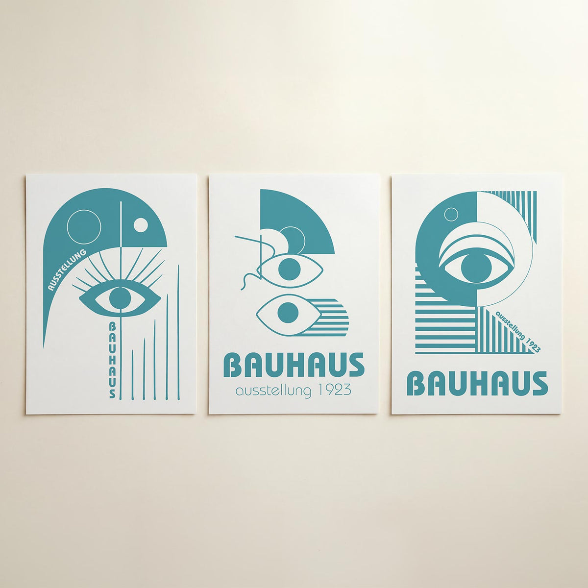 Oog en lijnen posterset – detailweergave – een speelse compositie met een groot oog centraal. Strakke lijnen en cirkels in