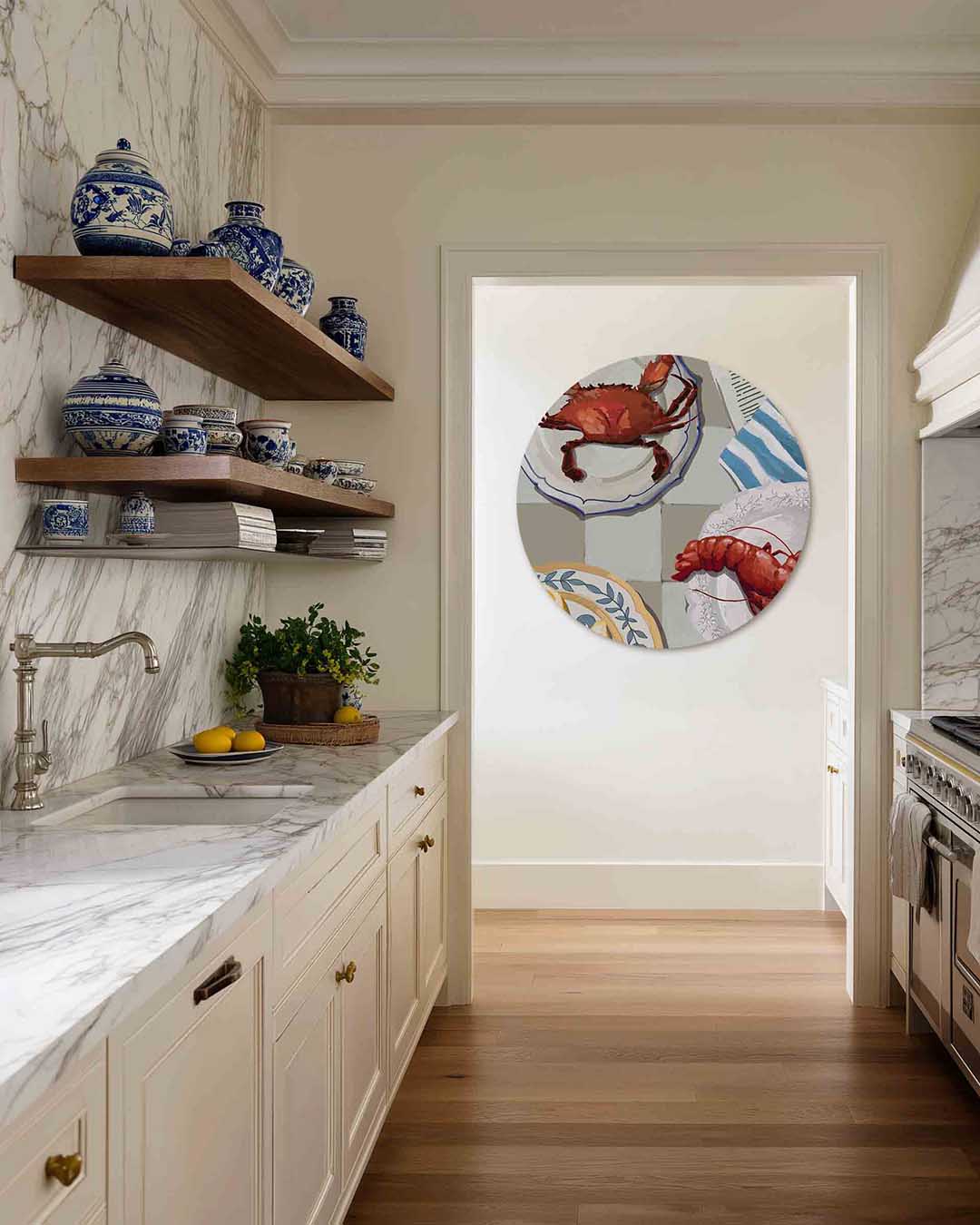 Kreeft en krab op servies – moderne abstracte muurcirkel voor aan de muur