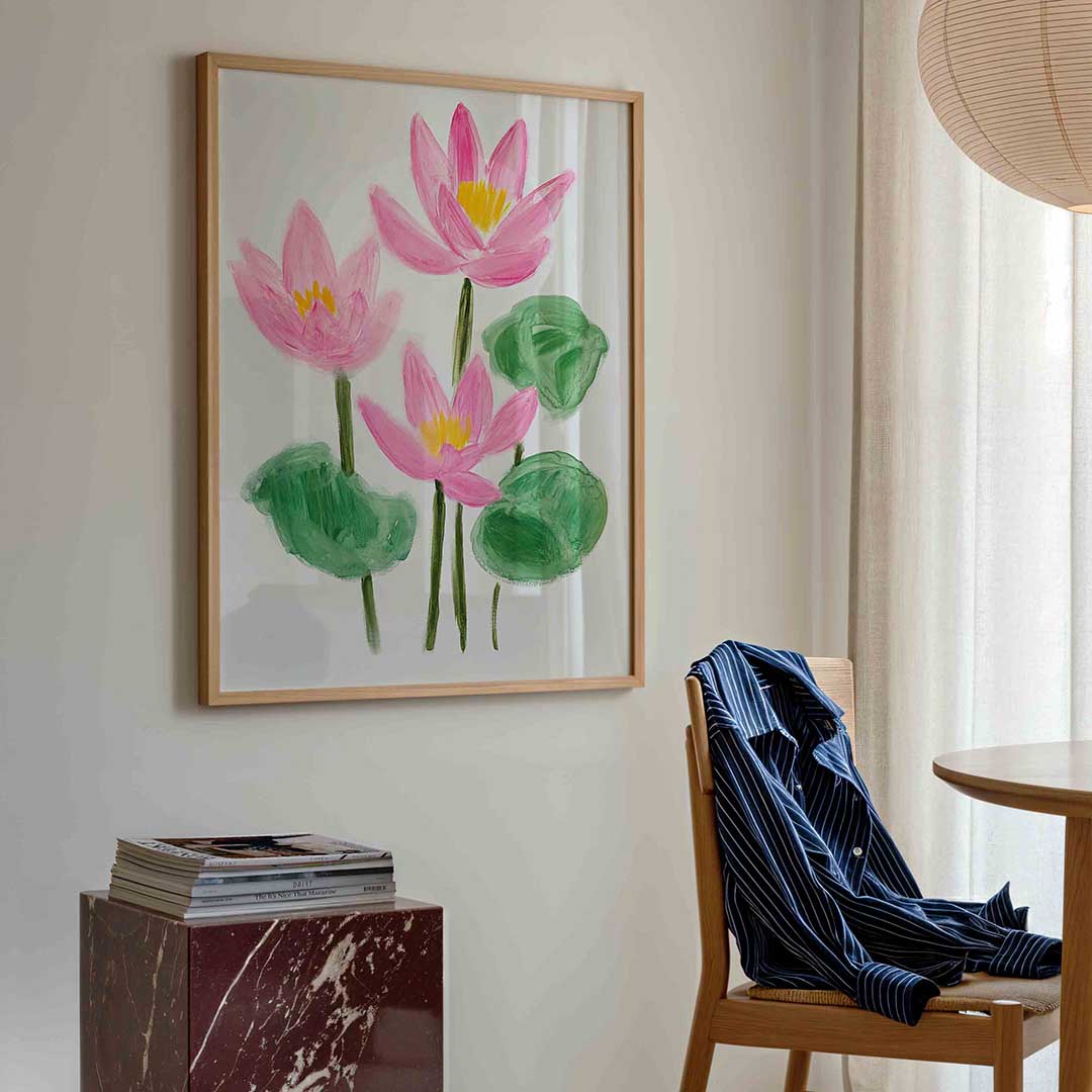 Roze bloemen en groene bladeren – bloemen poster in staand formaat