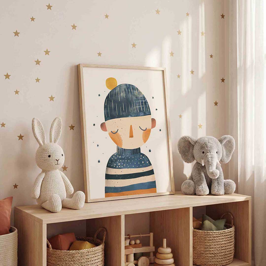Kind met muts – staande kinderkamer wanddecoratie van WallArtistic