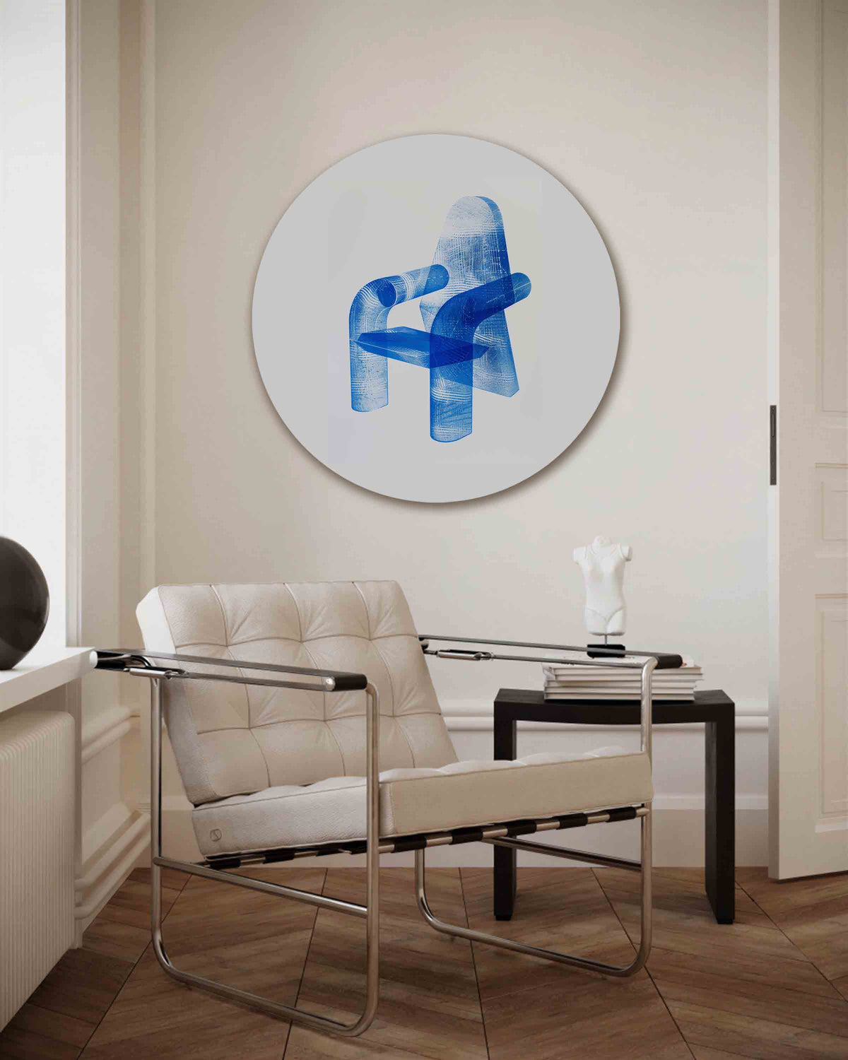 Transparante stoel – kleurrijke muurcirkel als ronde wanddecoratie