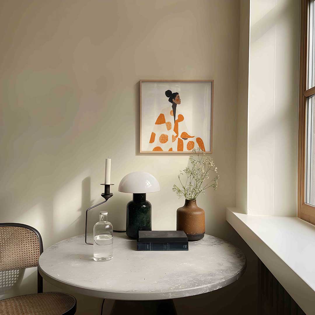 Vrouw met oranje patroon – moderne wandkunst als vierkante poster