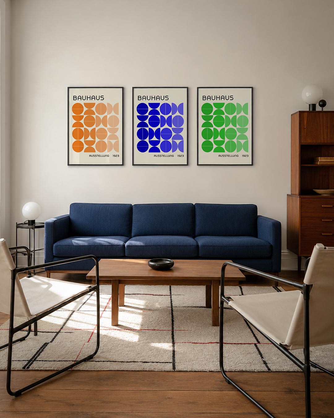 Vorm en kleur driedelige posterset – deze posterset in drie delen toont een speelse ordening van oranje en perzik halve