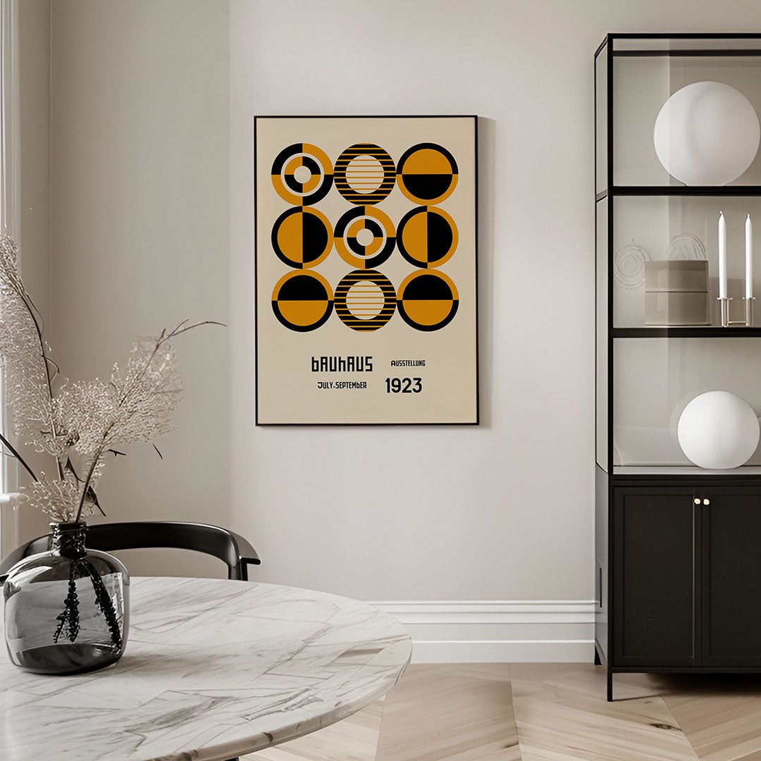 Cirkelritme en kleur – geometrische Bauhaus poster in staand formaat