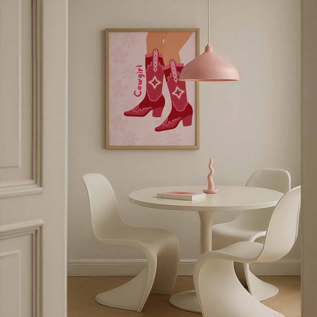 Stoere Cowgirl Boots – staande paas wanddecoratie van WallArtistic