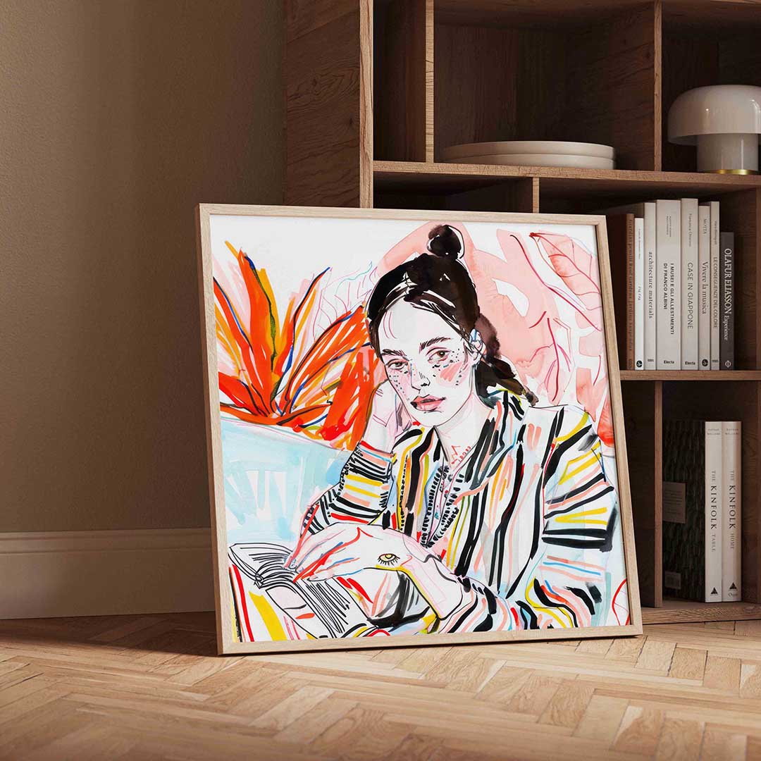 Vrouw met boek – vierkante portret wanddecoratie van WallArtistic