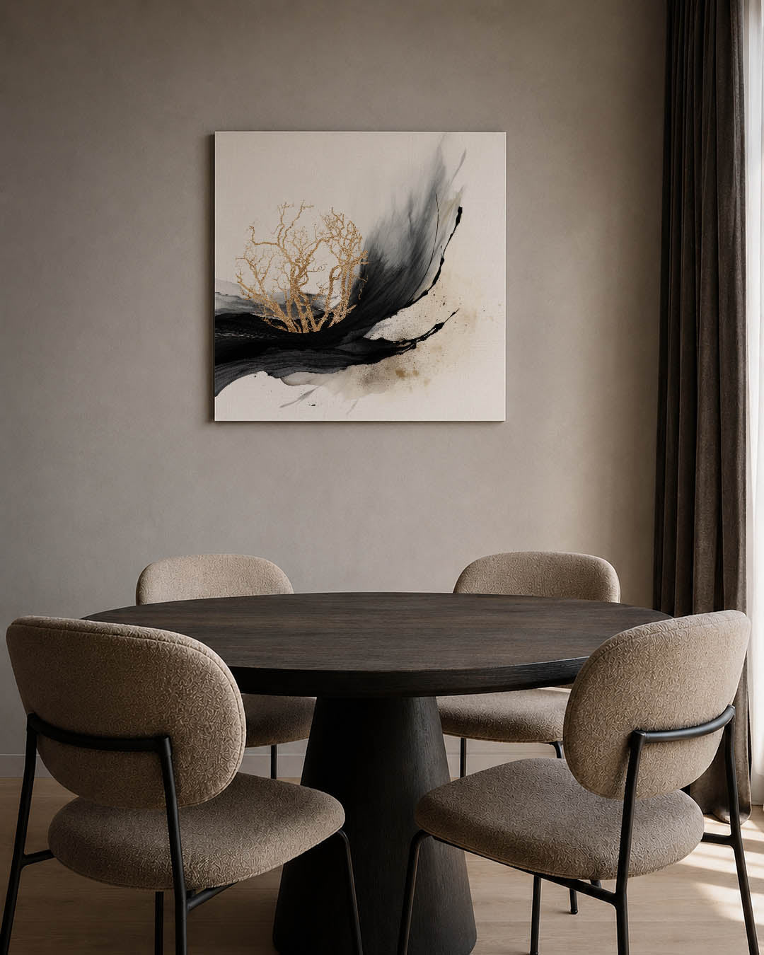 Gouden boom vortex kunstwerk – tweede productweergave – dit kunstwerk toont een gouden boom omgeven door vloeiende zwarte en