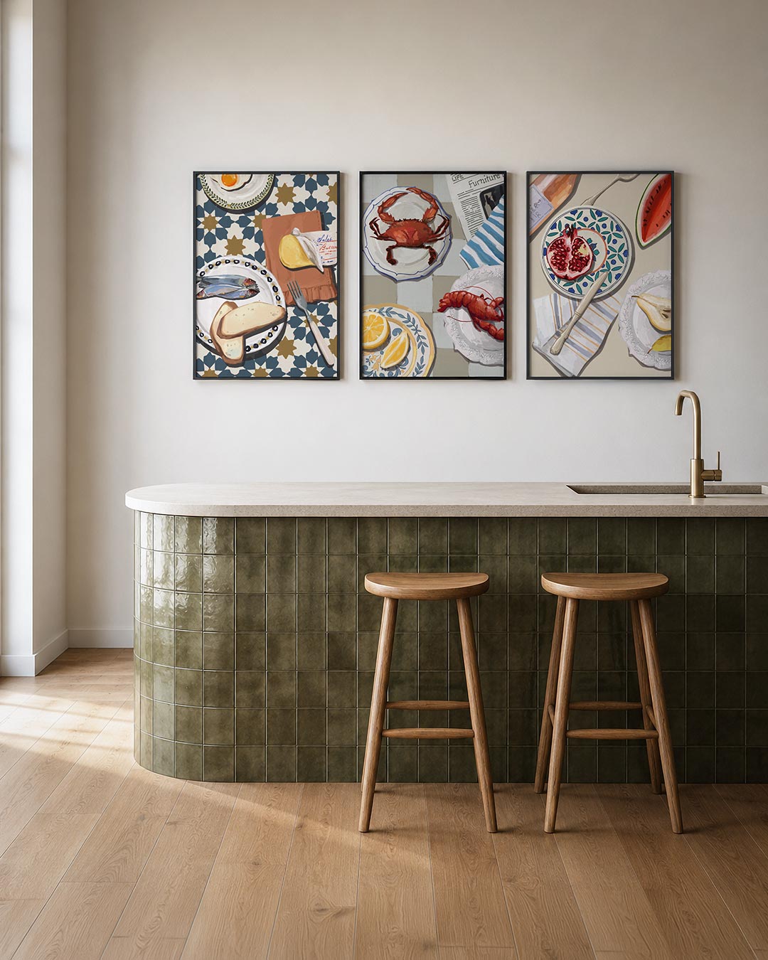 Ontbijtpatroon posterset – tweede productweergave – een speelse compositie van borden met vis, brood en ei op