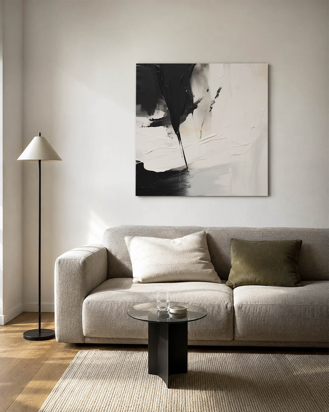 Dynamische kleurvlakken kunstwerk – vierkante wanddecoratie – dit werk toont een krachtige compositie van vloeiende zwarte en