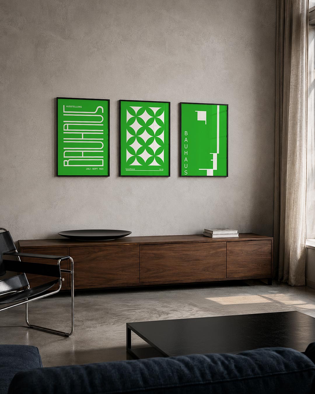 Lijnen en kleurvlakken driedelige posterset – heldere groene achtergrond met witte, vloeiende lijnen die een speels ritme