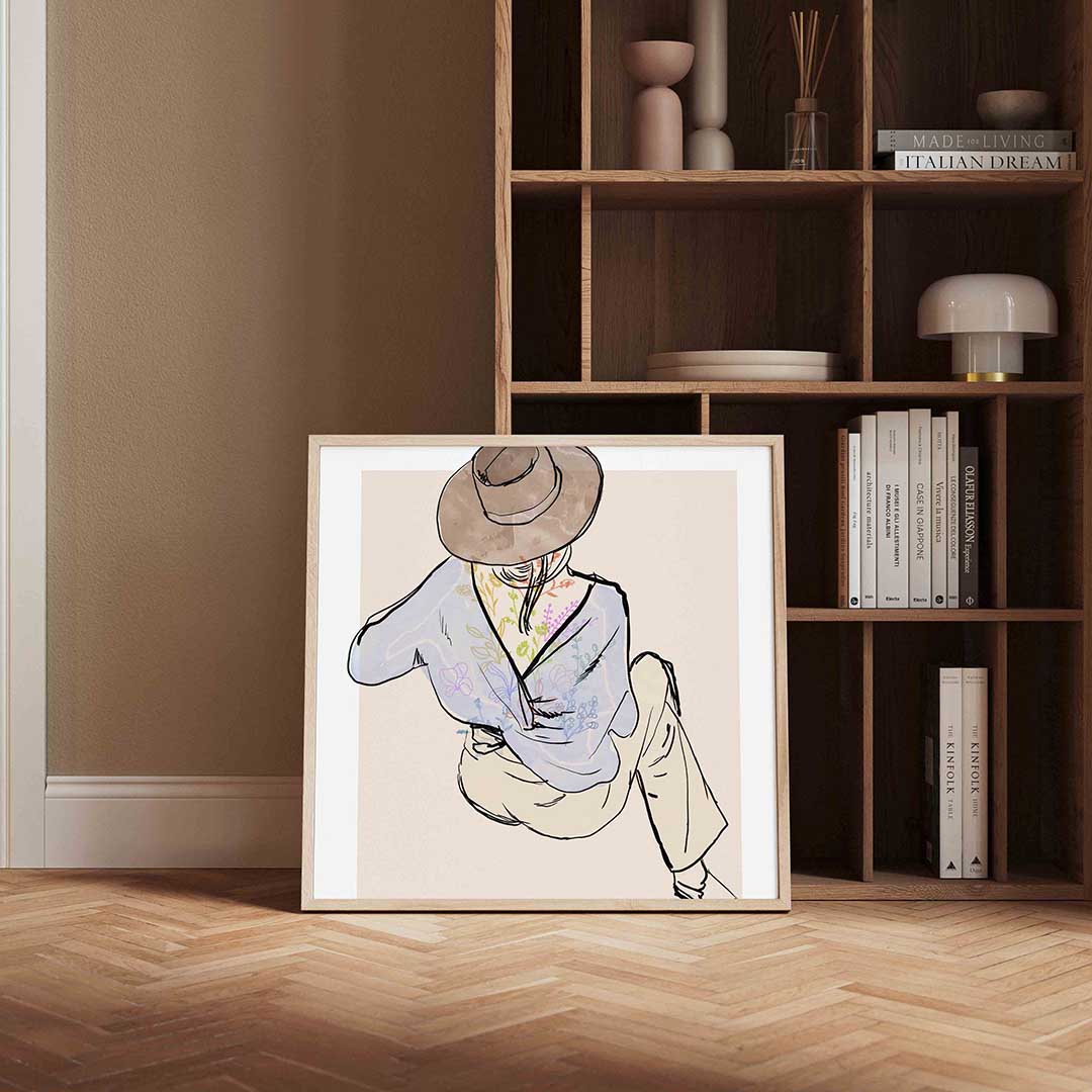 Vrouw met hoed – vierkante wanddecoratie met kleur en vorm van WallArtistic