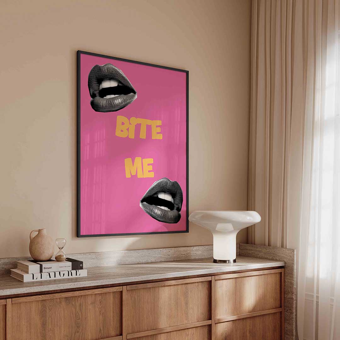 Bite me – kleurrijke Pop Art poster in staand formaat