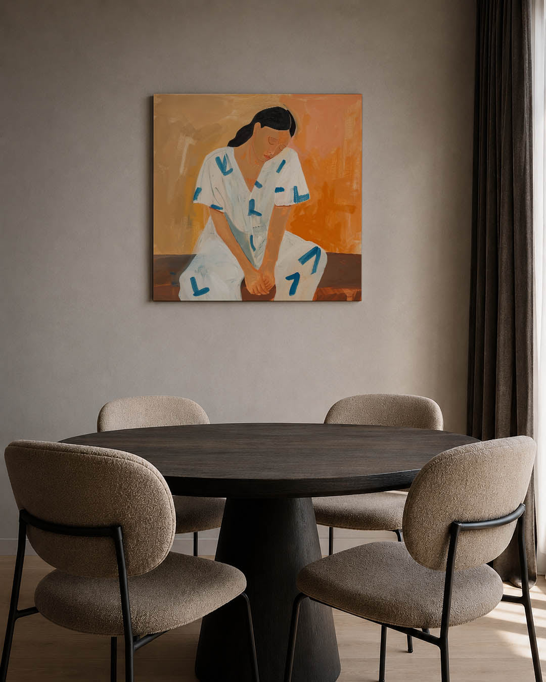 Dromerige vrouw kunstwerk – tweede productweergave – dit kunstwerk toont een vrouw in een serene pose tegen een warme
