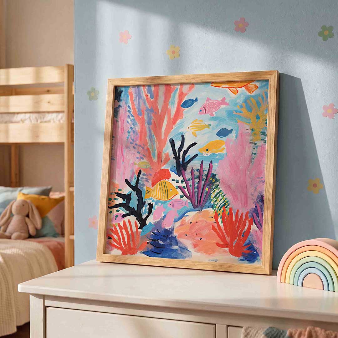 Vissen en koraal – speelse wandkunst als vierkante kinderposter