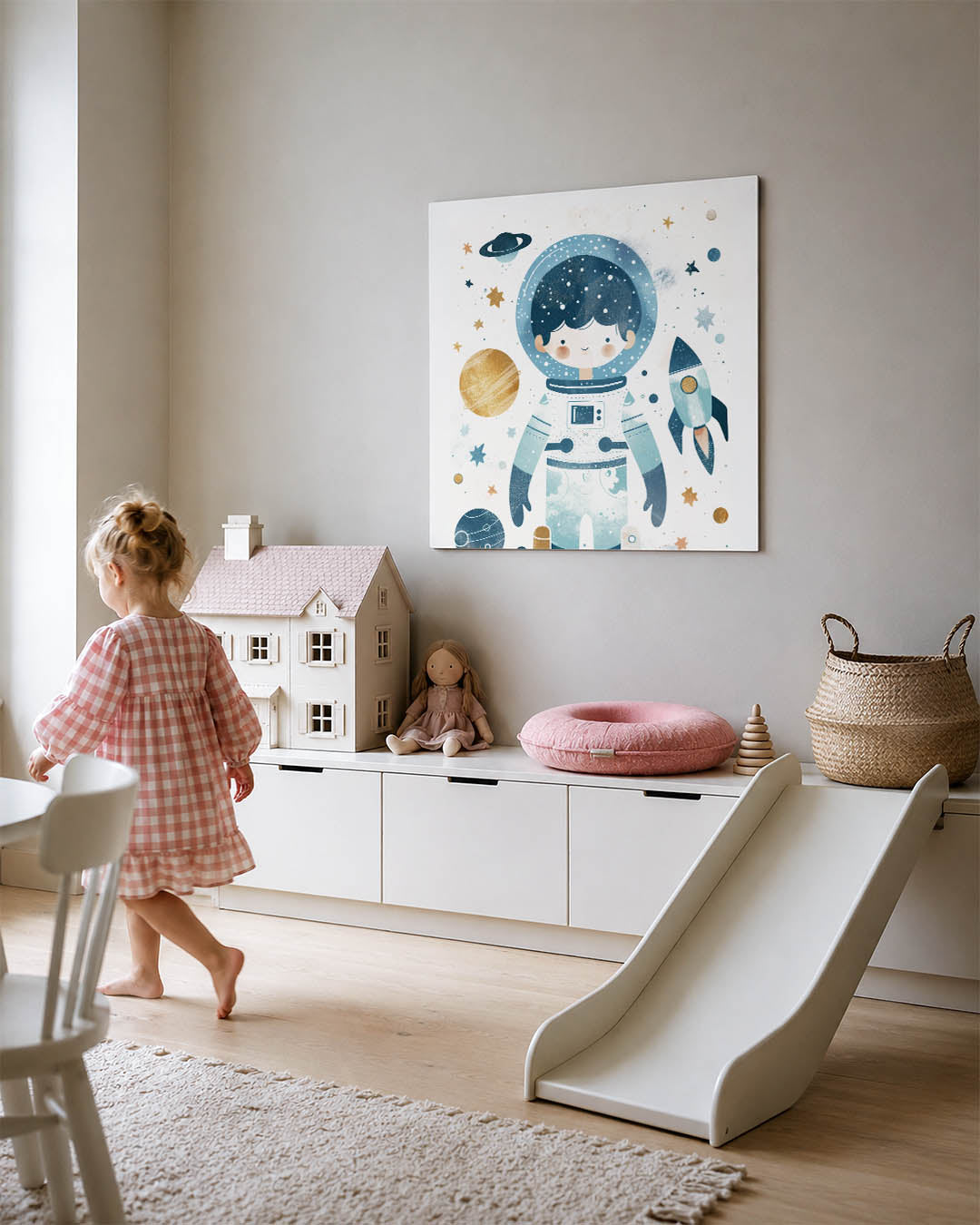 Speelse ruimte illustratie kunstwerk – tweede productweergave – dit werk toont een vrolijke figuur omringd door