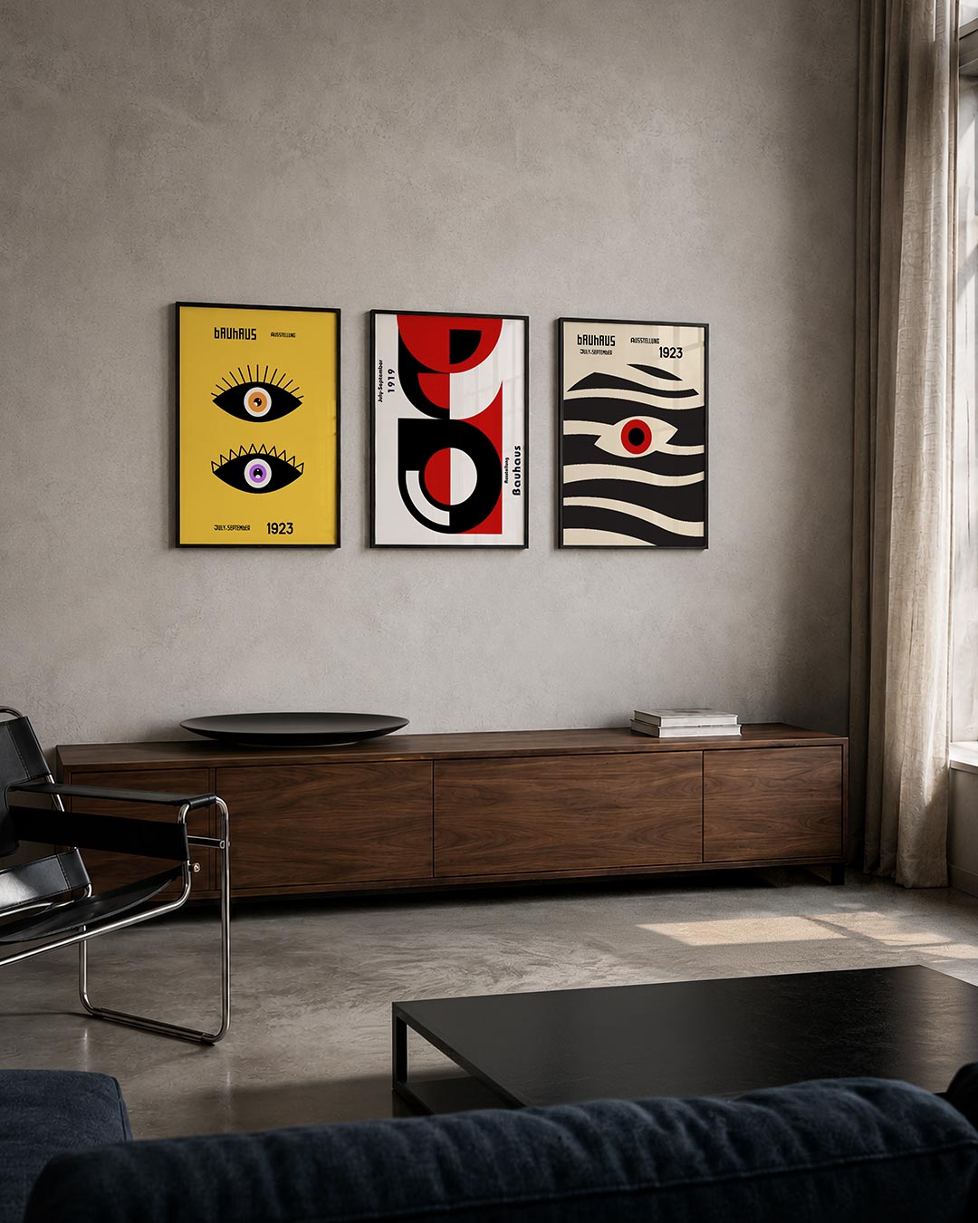 Oogvormen en kleur posterset – tweede productweergave – twee gestileerde ogen met strakke lijnen en contrasterende kleuren op