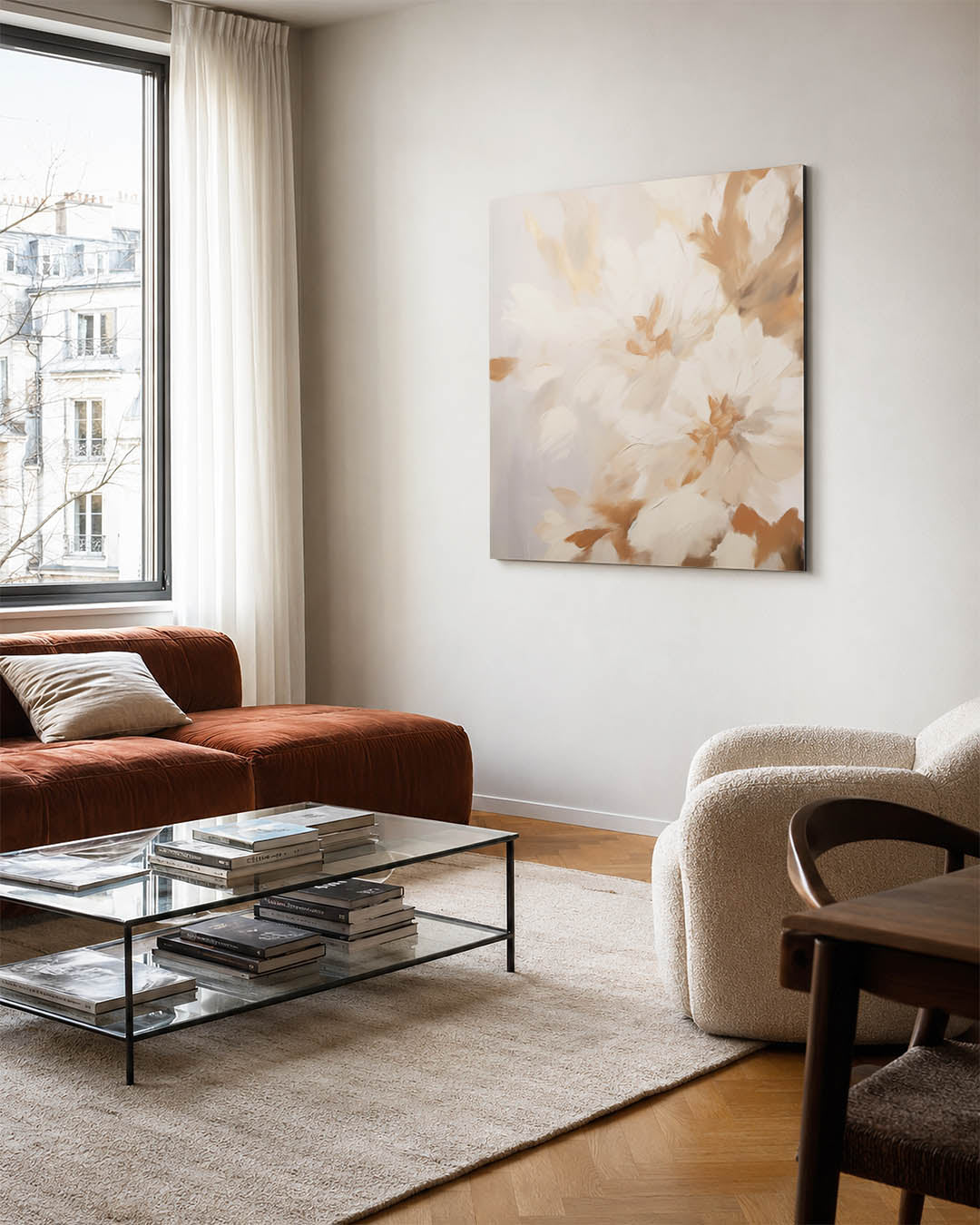 Dromerige bloemen kunstwerk – vierkante wanddecoratie – dit kunstwerk toont zachte bloemvormen in een harmonie van beige en