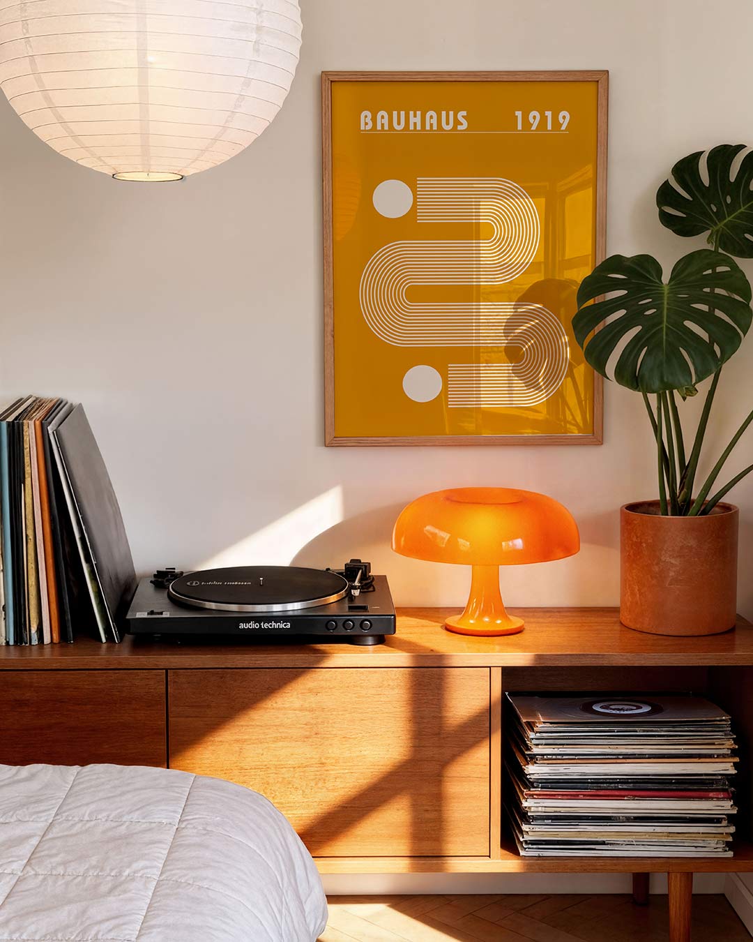 Lijnen en vlakkenspel – geometrische Bauhaus poster in staand formaat