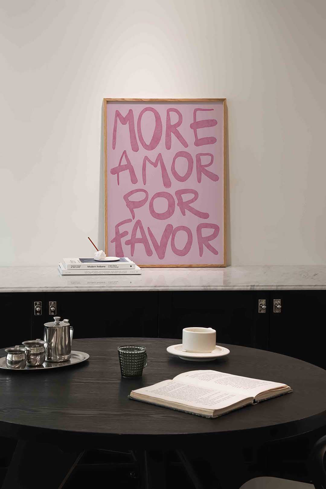 More amor por favor – abstracte poster in staand formaat