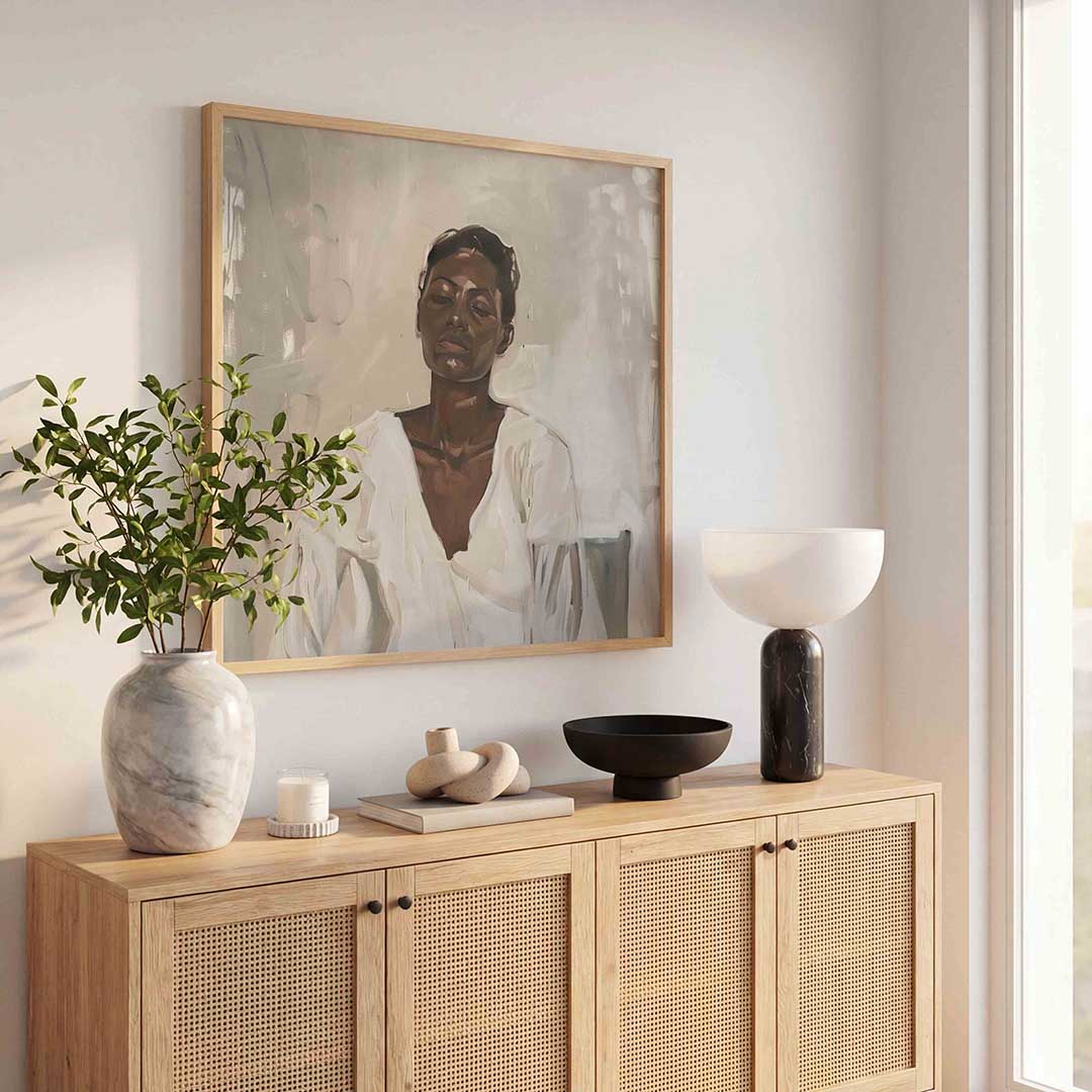 Vrouw in witte kleding – kunst en design poster in vierkant formaat