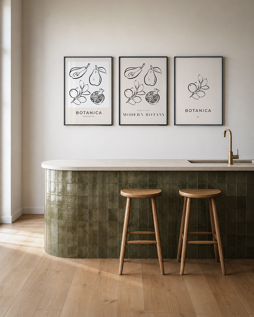 Fruitige lijnenspel posterset – tweede productweergave – zwart-witte schetsen van fruit met vloeiende lijnen en subtiele