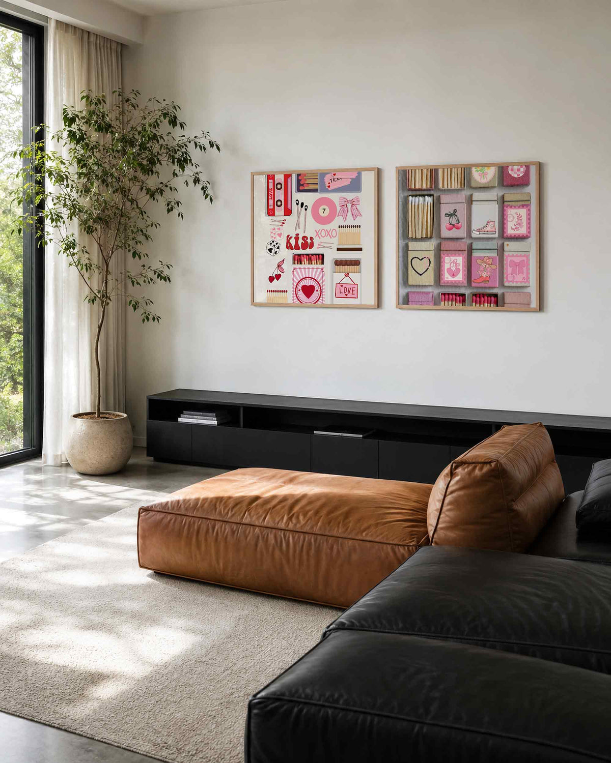 Interieurpresentatie van een tweedelige vierkante posterset met hartjes en strikjes