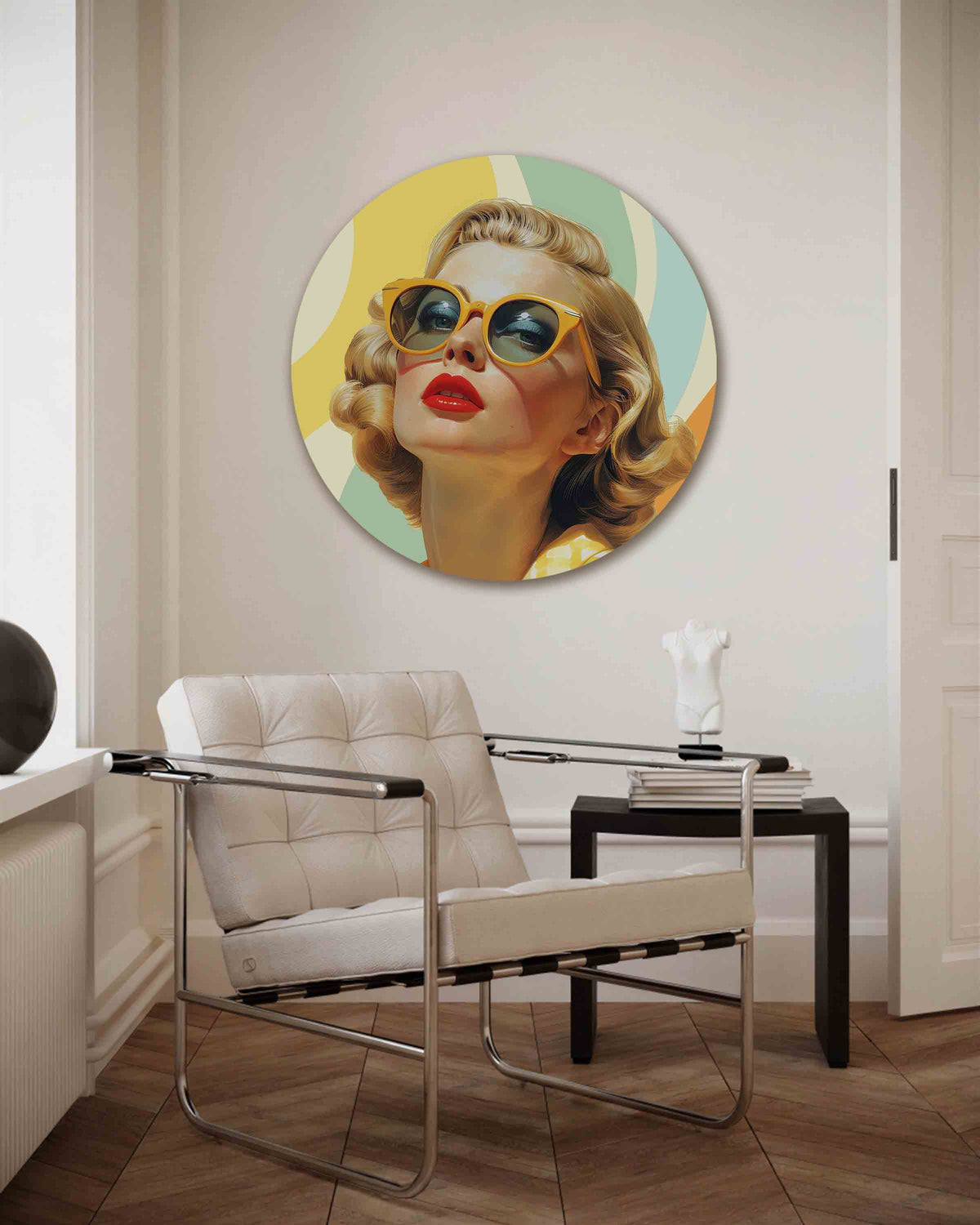 Vrouw met zonnebril – Pop Art muurcirkel als ronde wanddecoratie