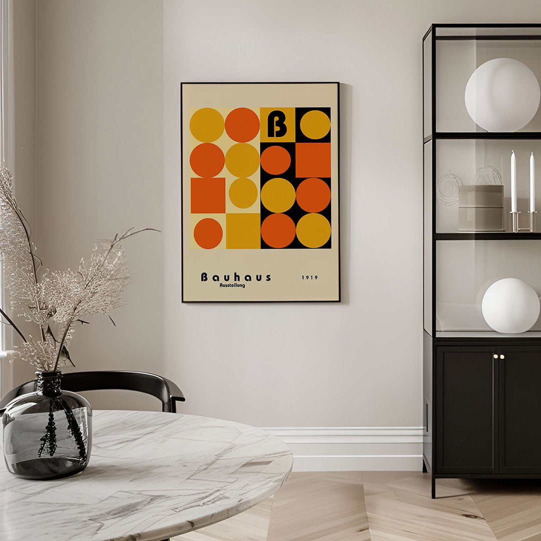 Vorm en kleurvlakken – geometrische Bauhaus poster in staand formaat