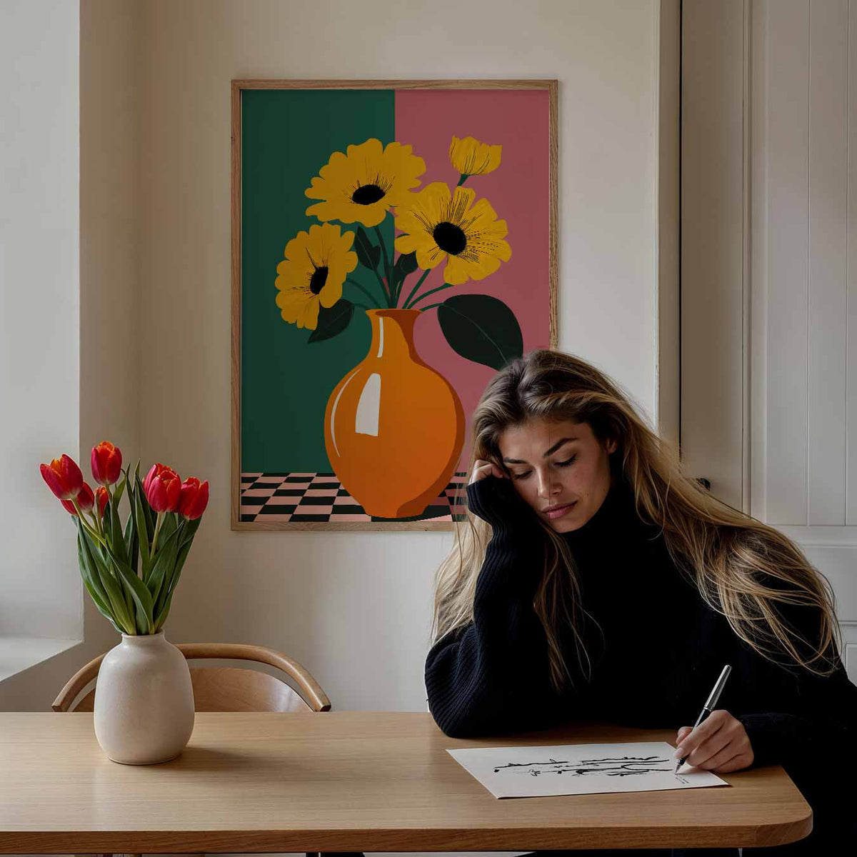 Bloemenpracht in Oranje Vaas – bloemen poster als moderne staande wanddecoratie