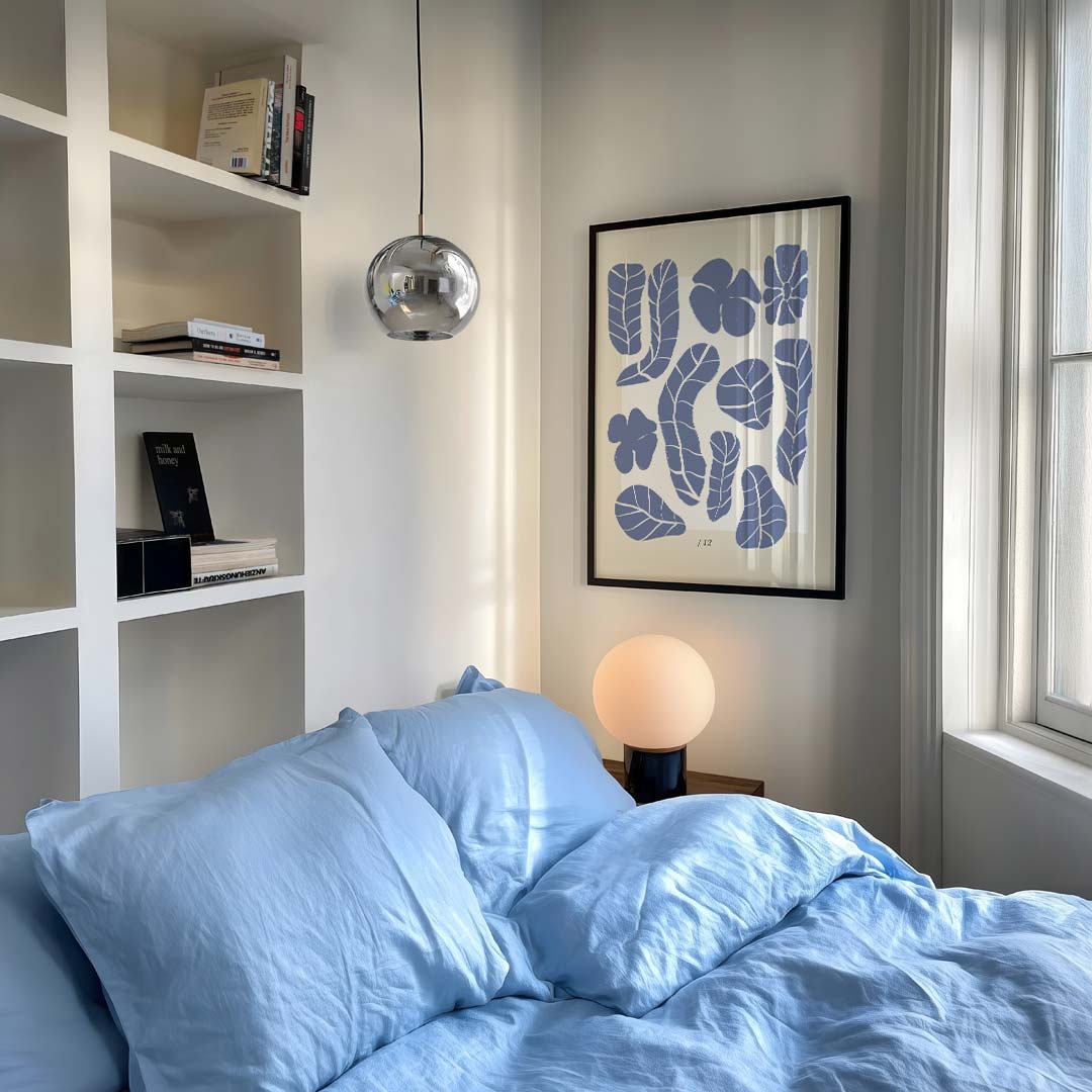 Botanische Blauwe Bladeren – staande muurposter met bloemen