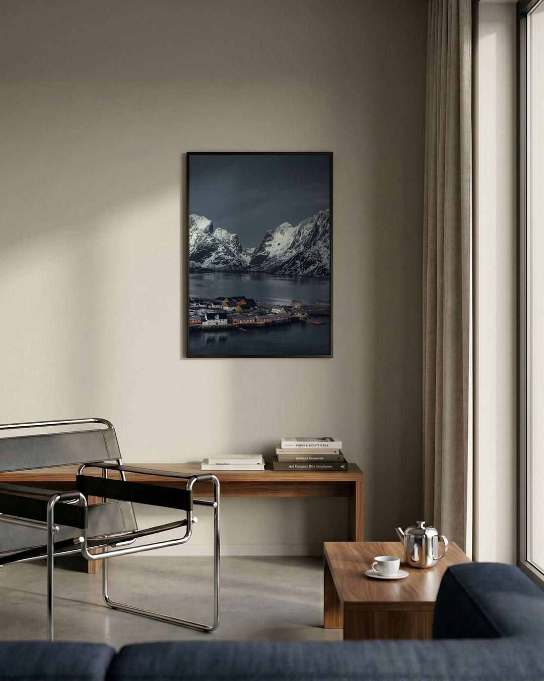 Bergen en dorp poster – detailweergave – deze poster toont een compositie van besneeuwde bergen en een dorp aan het water