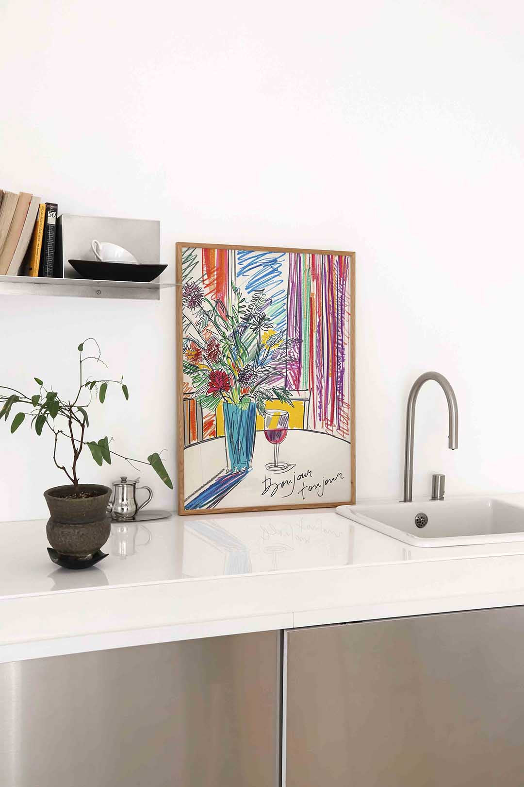 Bloemen in vaas met glas – staande keuken wanddecoratie van WallArtistic