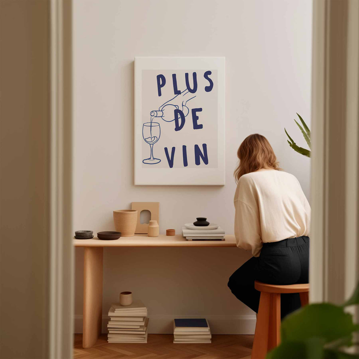 Plus de Vin Wijnposter – kunstwerk met zwarte baklijst
