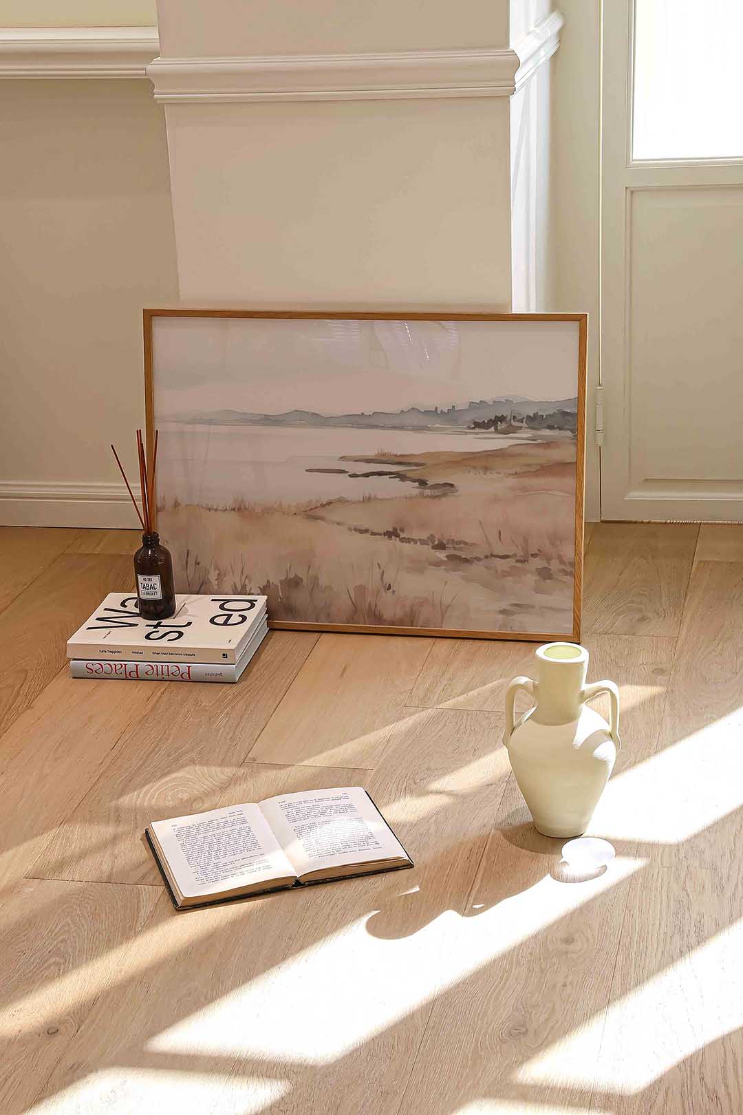 Landschap met water en heuvels – liggende kleurrijke abstracte wanddecoratie van WallArtistic