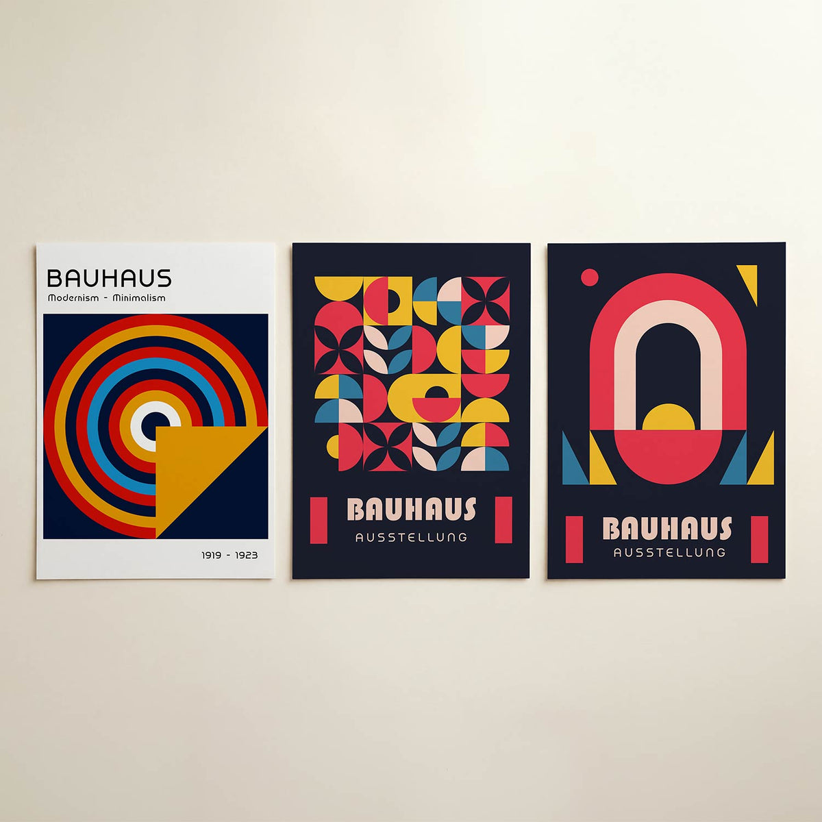 Cirkel en hoek posterset – detailweergave – deze posterset in drie delen toont een spel van kleurrijke cirkels en een hoekige