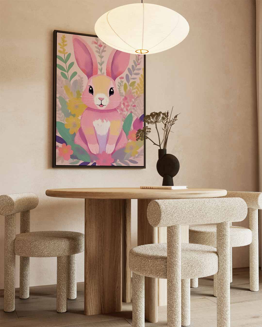 Vrolijk Konijn in de Bloemenweide – staand kunstwerk voor modern interieur