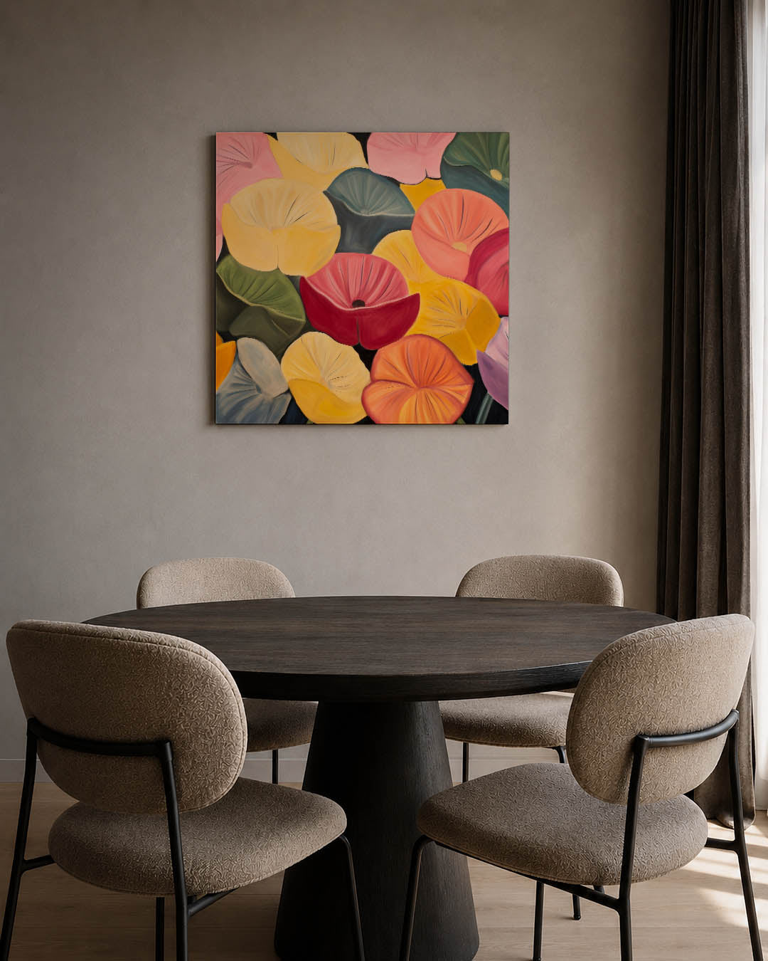 Kleurrijke bloemenvormen kunstwerk – tweede productweergave – dit werk toont een levendige verzameling van overlappende