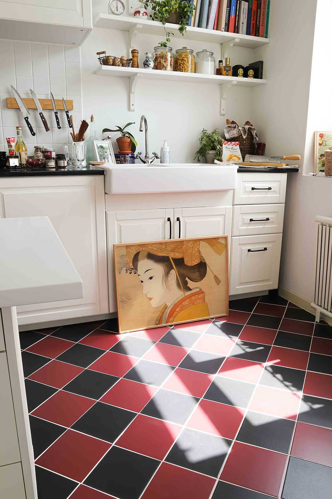 Vrouwelijk portret in traditionele kleding – culinaire wandkunst als landscape poster