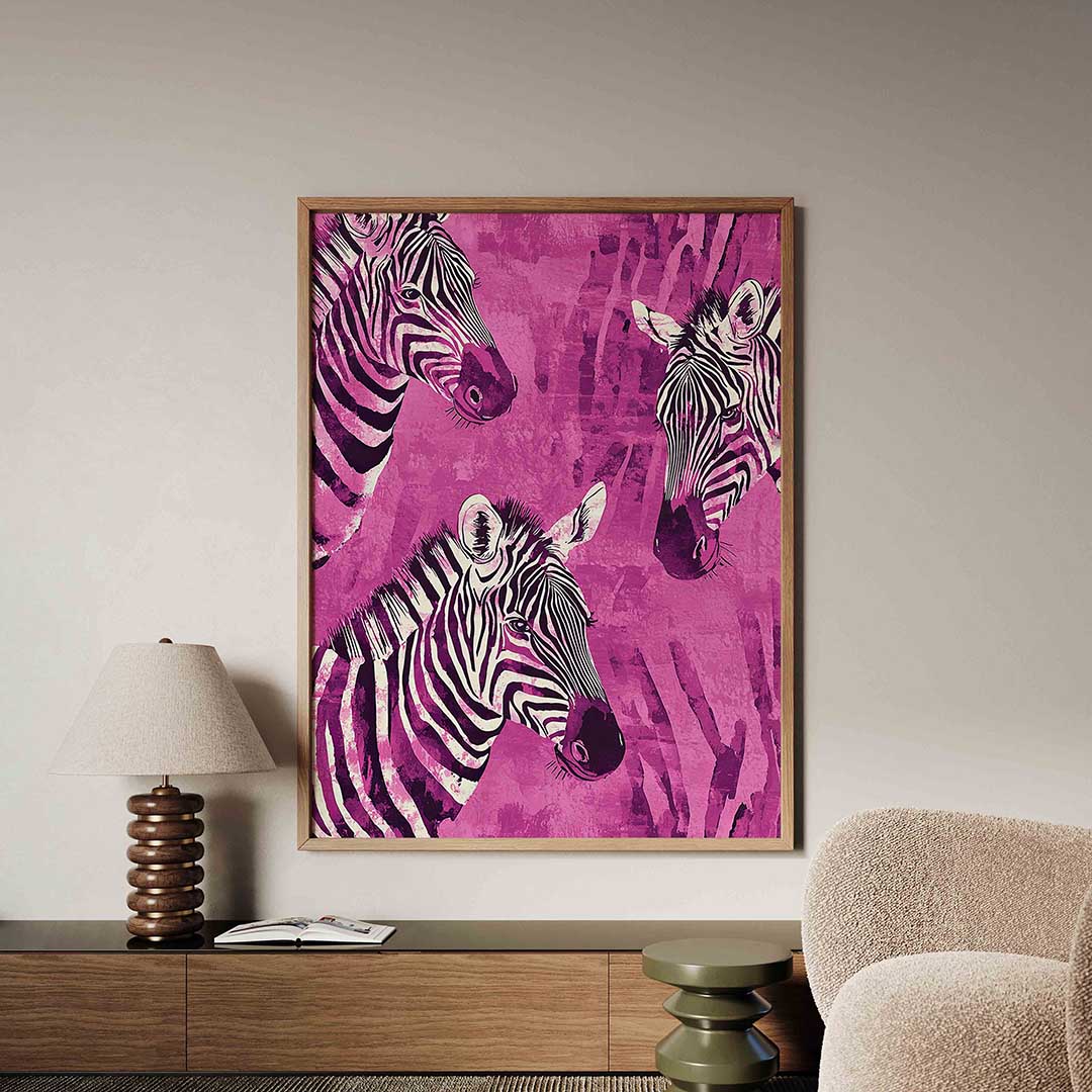 Zebra's op roze – dieren poster in staand formaat