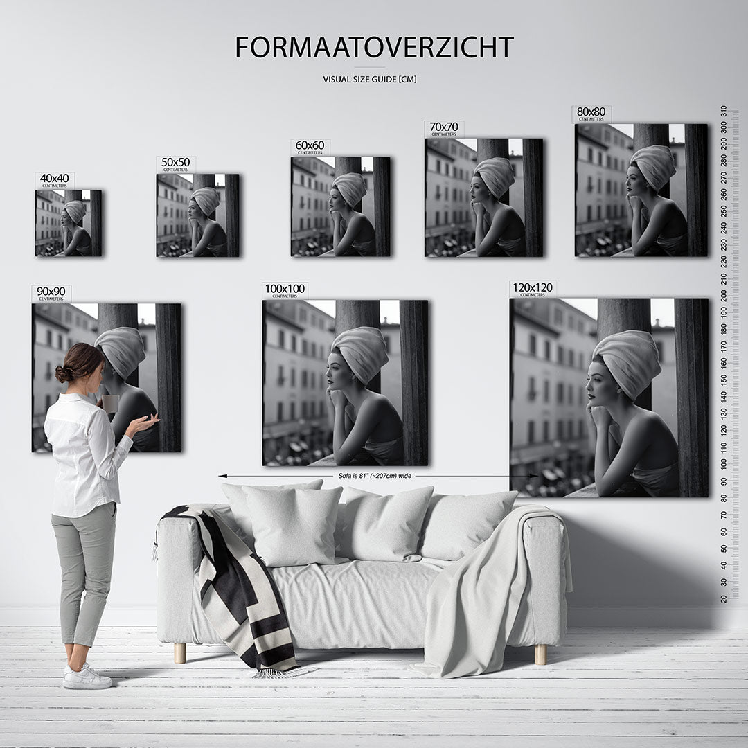 Elegante reflectie kunstwerk – sfeerbeeld – dit kunstwerk toont een vrouw in profiel met een handdoek om haar hoofd, leunend