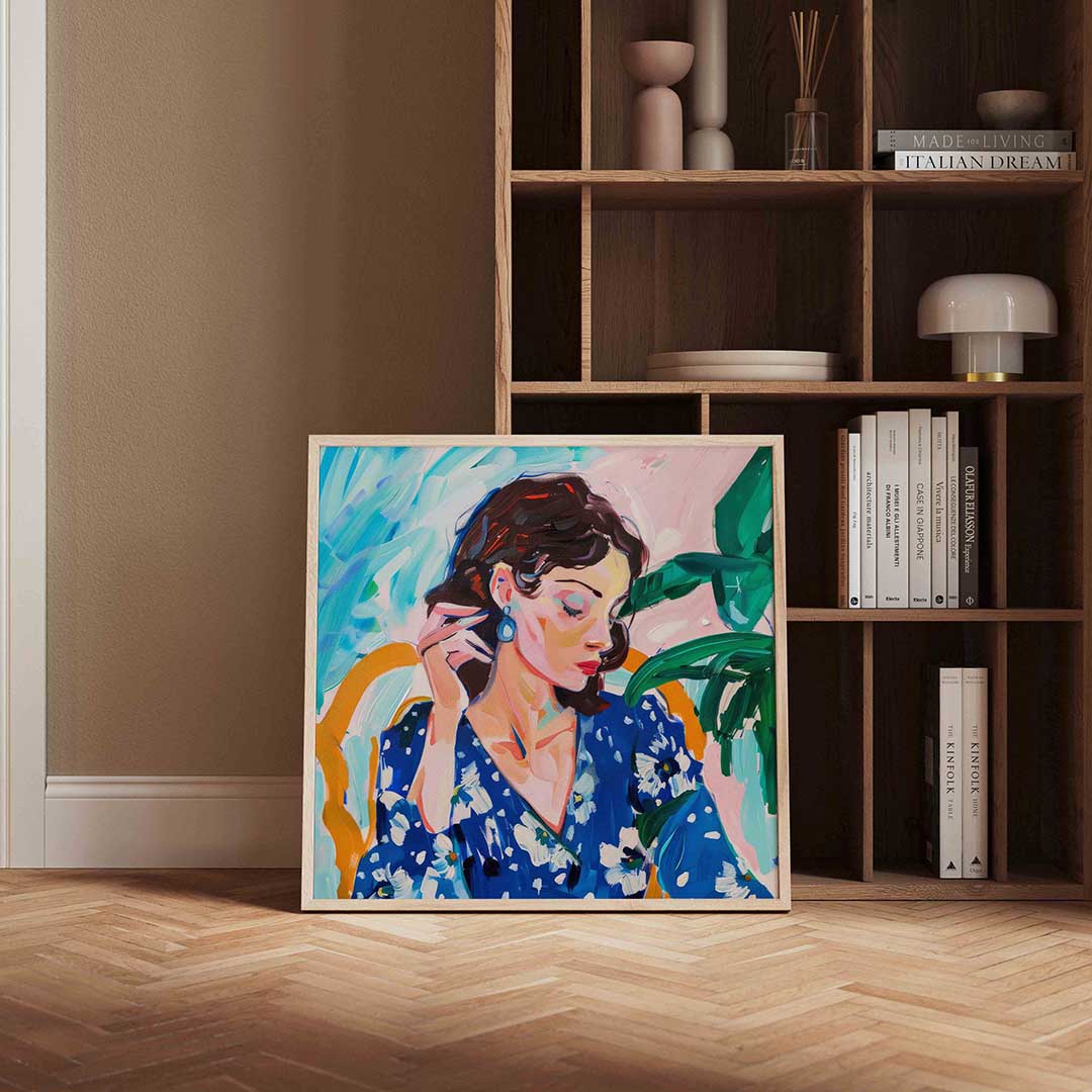 Vrouw met blauwe jurk – portret poster in vierkant formaat