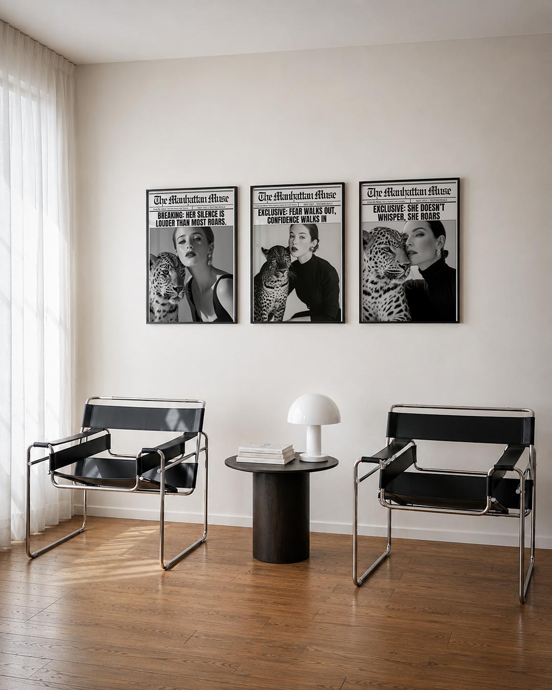 Stille kracht driedelige posterset – een krachtige zwart-wit compositie met een vrouw en een