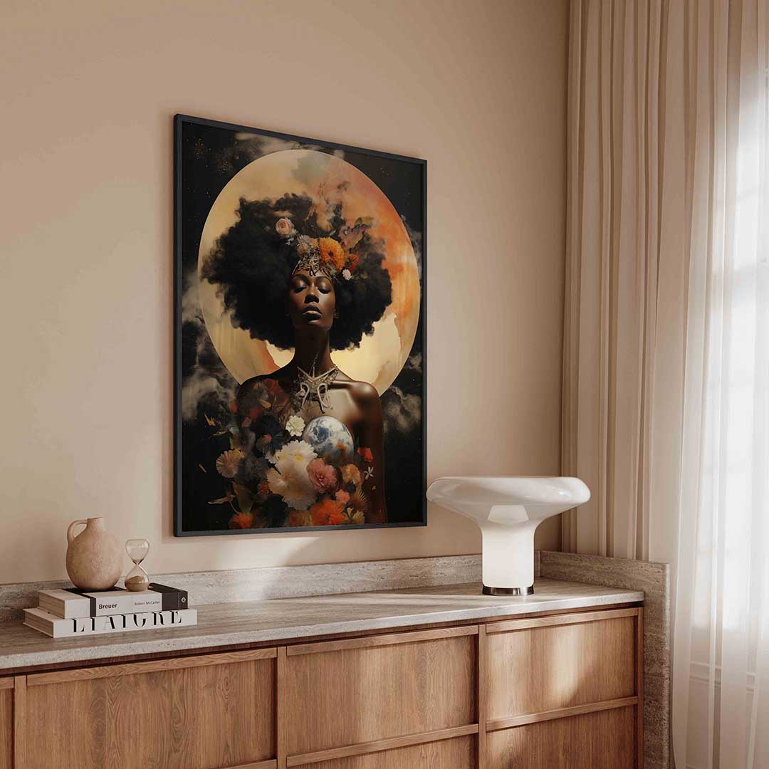 Vrouw met bloemen en maan – surreal poster in staand formaat