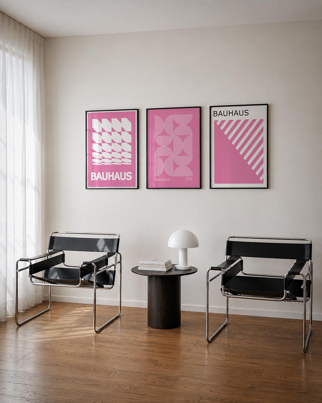 Vorm en kleur posterset – derde productweergave – deze posterset in drie delen toont een ritmisch lijnenspel van witte vormen