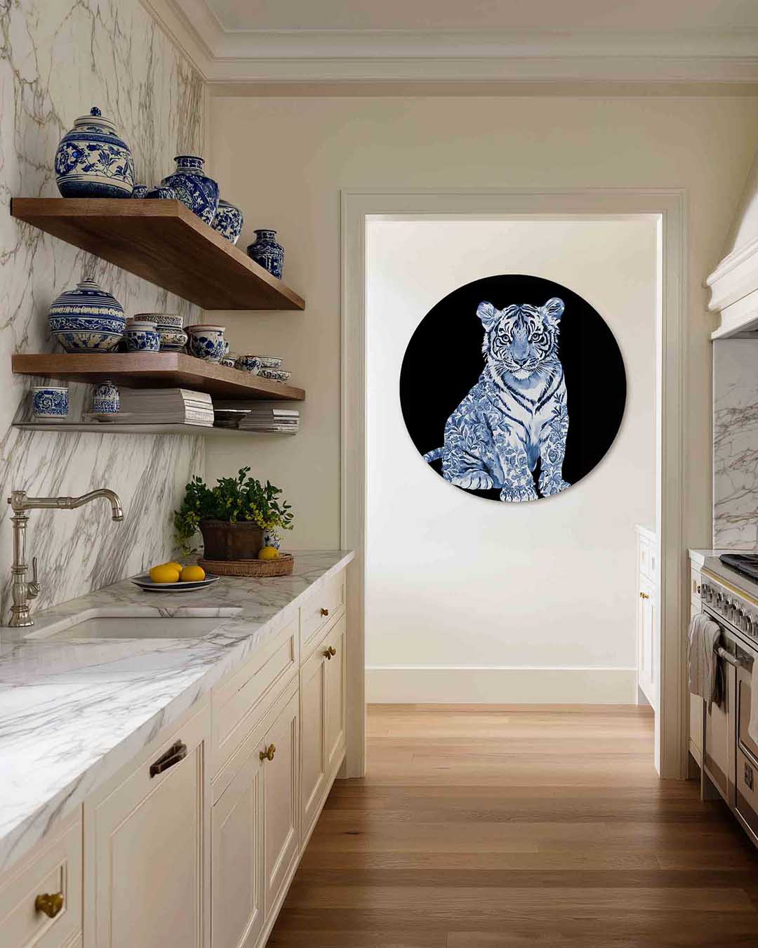 Blauwe tijger – kleurrijke Pop Art muurcirkel voor aan de muur