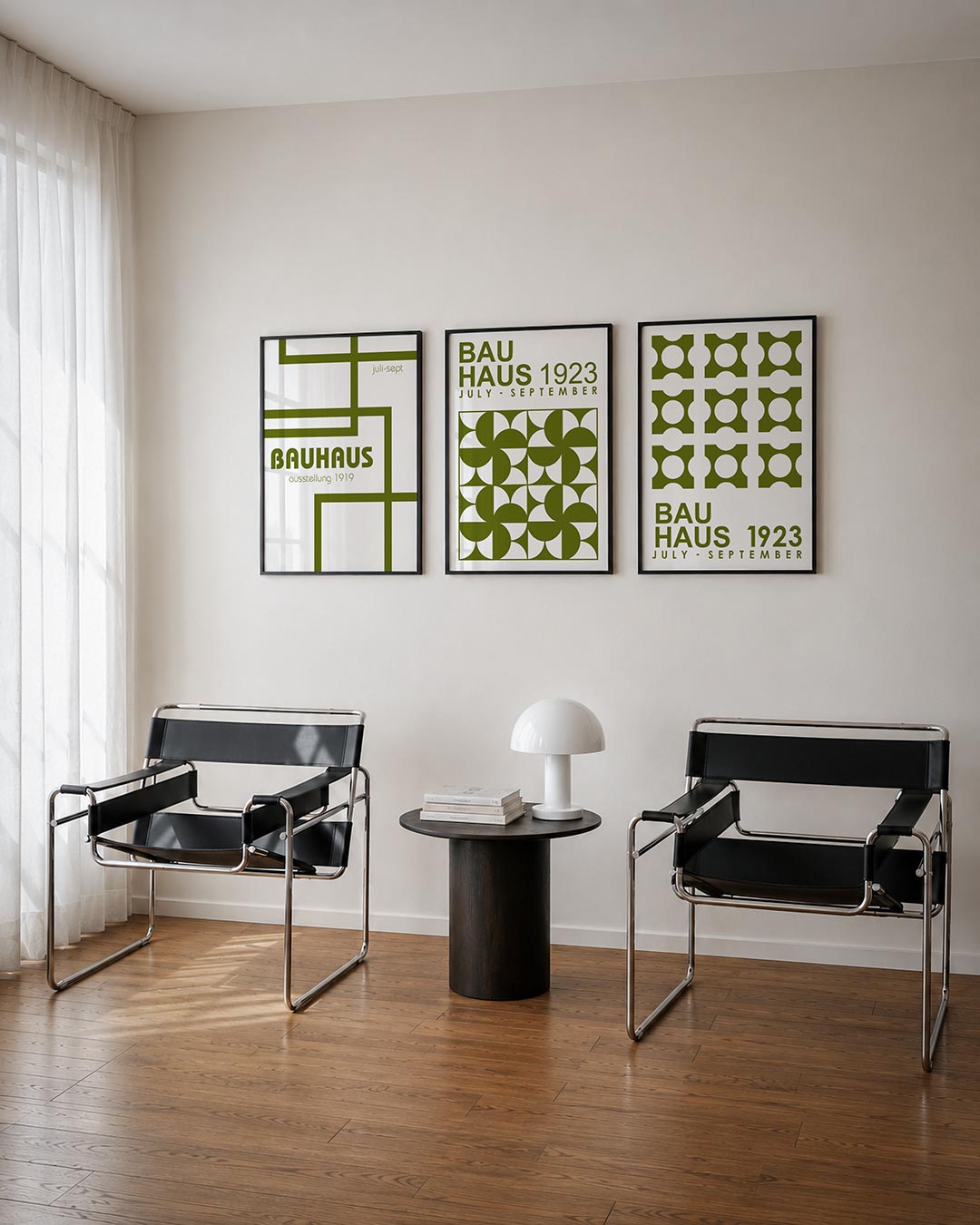 Lijnen en vlakken driedelige posterset – deze posterset in drie delen toont een spel van olijfgroene lijnen op een witte