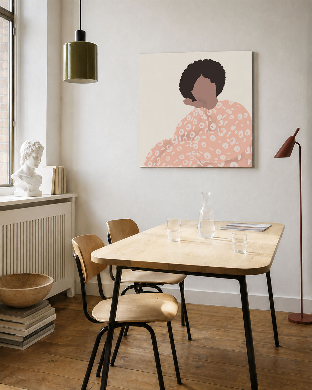 Gestileerde figuur kunstwerk – vierkante wanddecoratie – dit werk toont een gestileerde figuur met een patroon van cirkels en