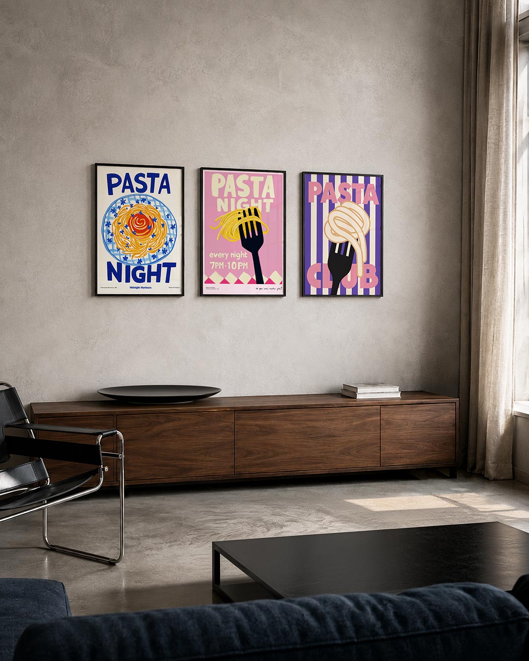 Kleurrijke pastaschotel posterset – tweede productweergave – een compositie met een bord vol levendige kleuren