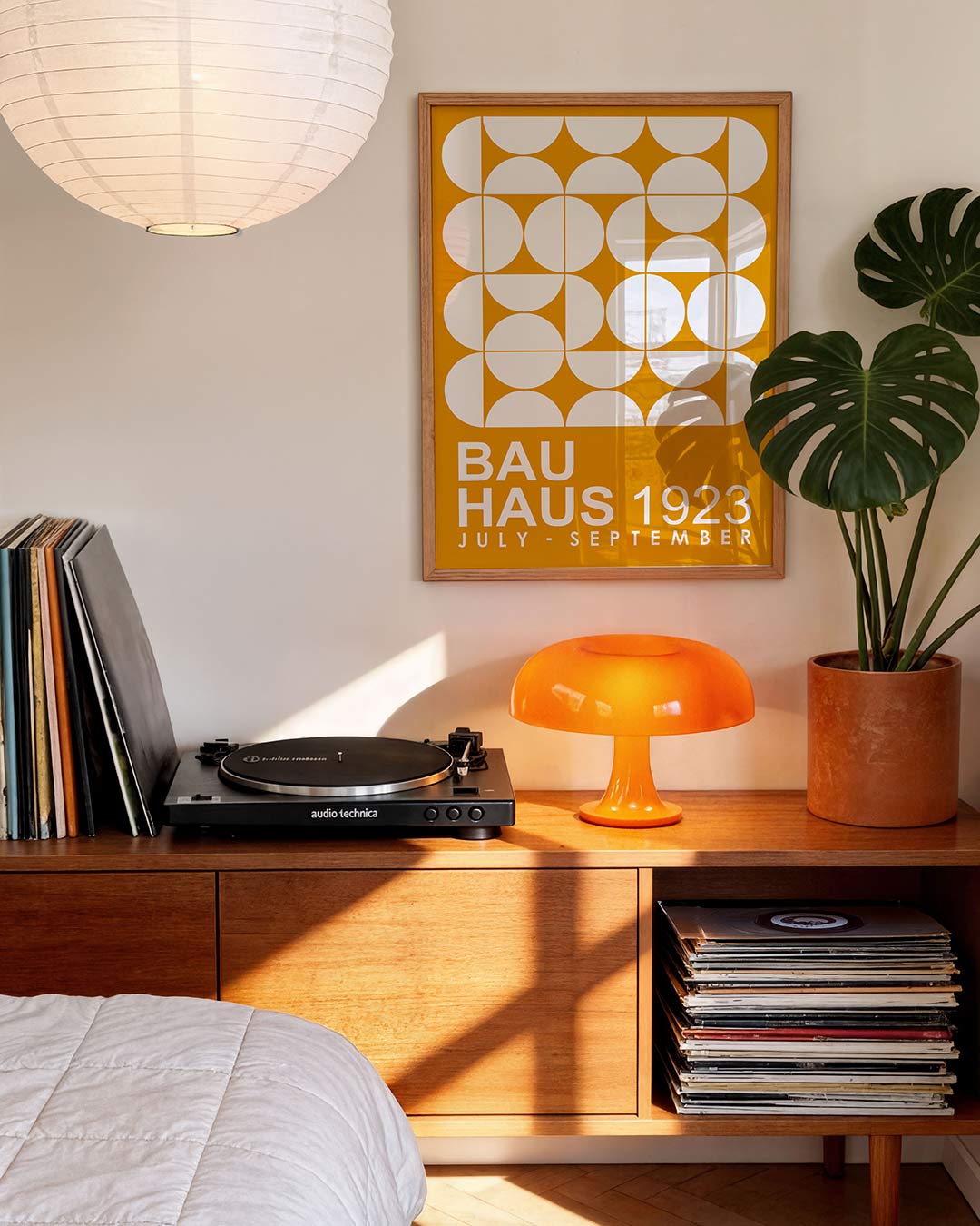 Vormritme en kleur – geometrische Bauhaus poster in staand formaat